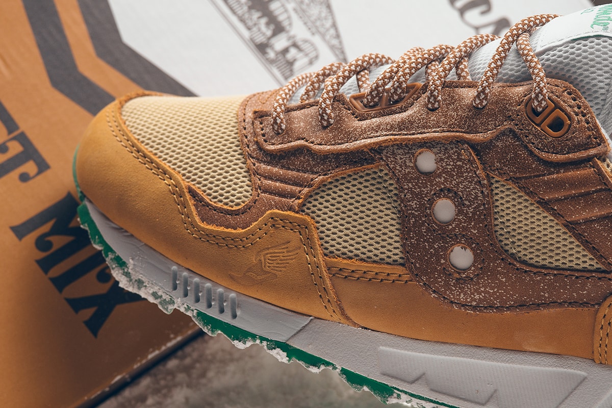 Коричневые Saucony Shadow 5000