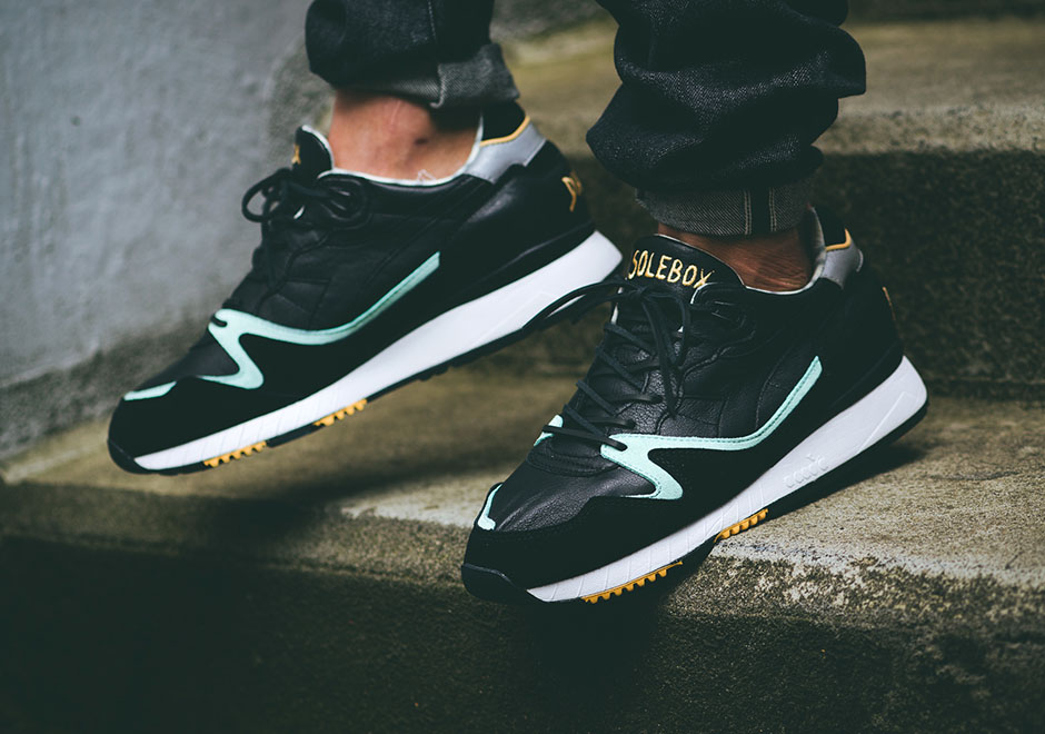 Коллаборация Solebox x Diadora V.7000 ‘Azzurro’