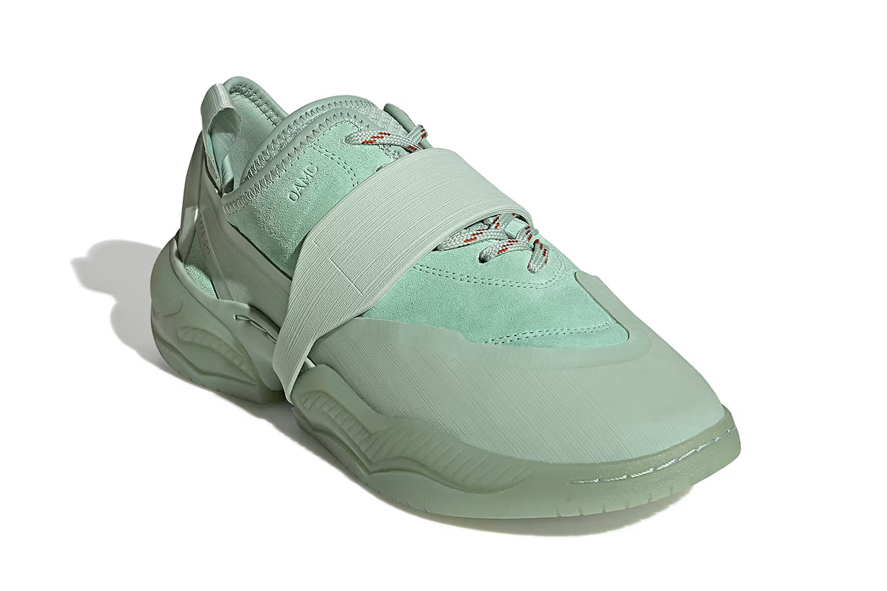Футуристическая коллекция кроссовок от OAMC x adidas