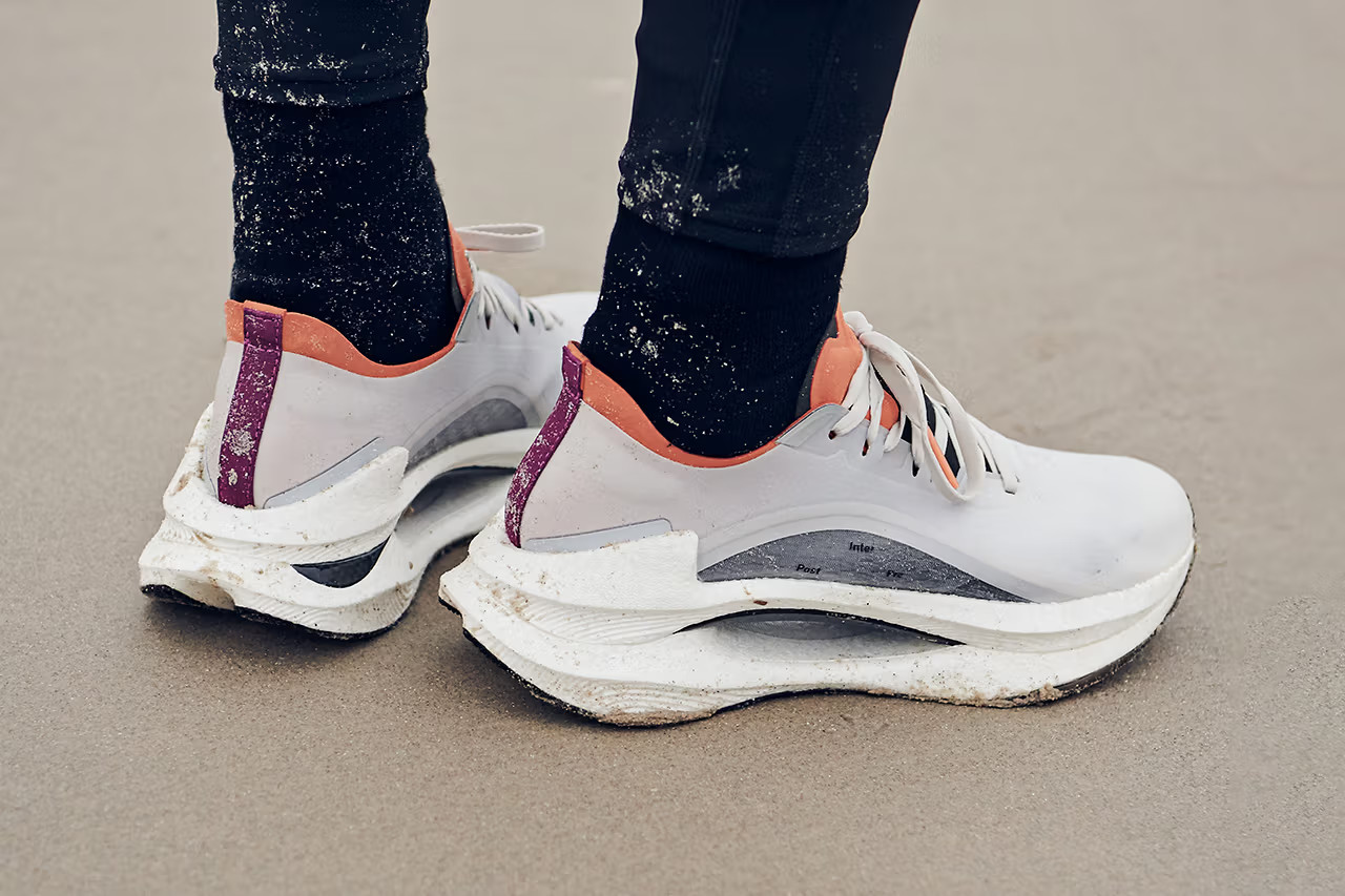 Футуристические беговые кроссовки от Soulland и LI-NING