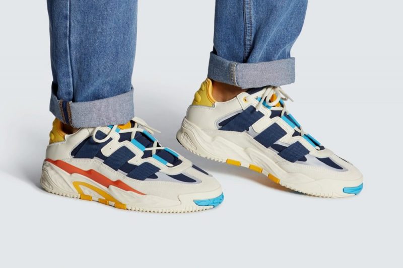 Новая модель от Adidas Originals “Niteball”