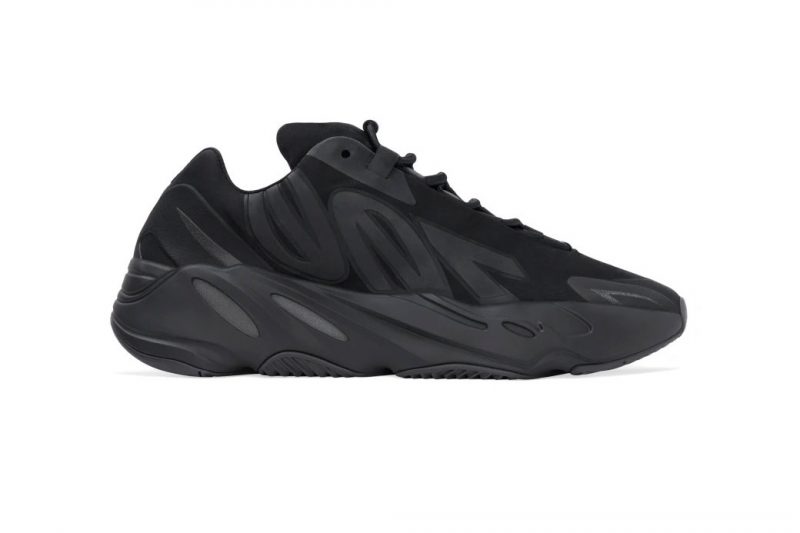 YEEZY BOOST 700 MNVN “Black”