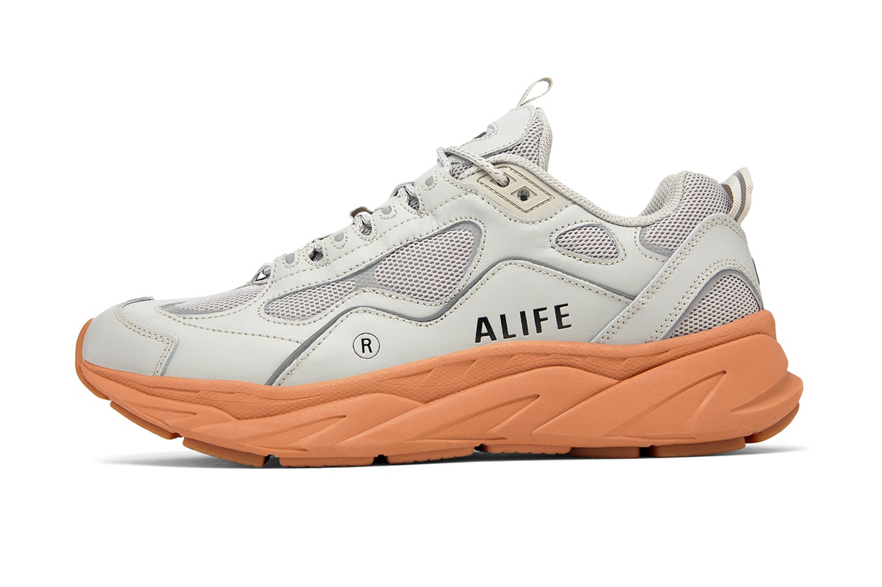 Кроссовки Alife & FILA Trigate со светоотражателями в сером цвет