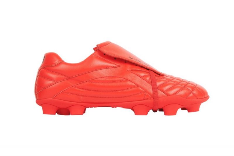 Кроссовки Balenciaga «Soccer», напоминающие футбольные бутсы