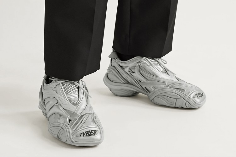Кроссовки вдохновленные сетью мышц тела – Balenciaga Tyrex