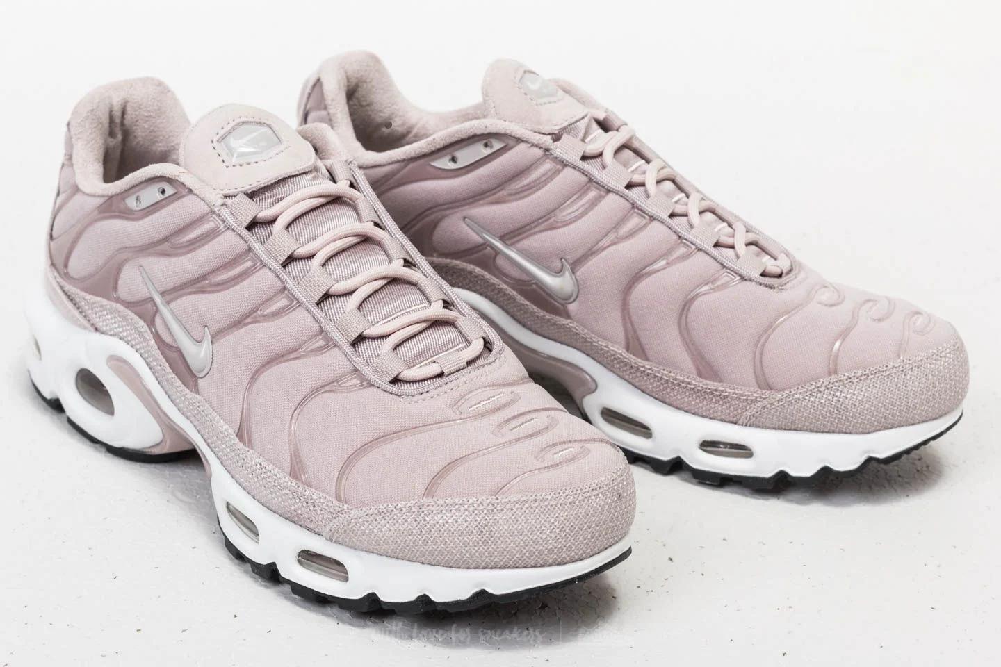 История кроссовок Nike Air Max Plus/Tn