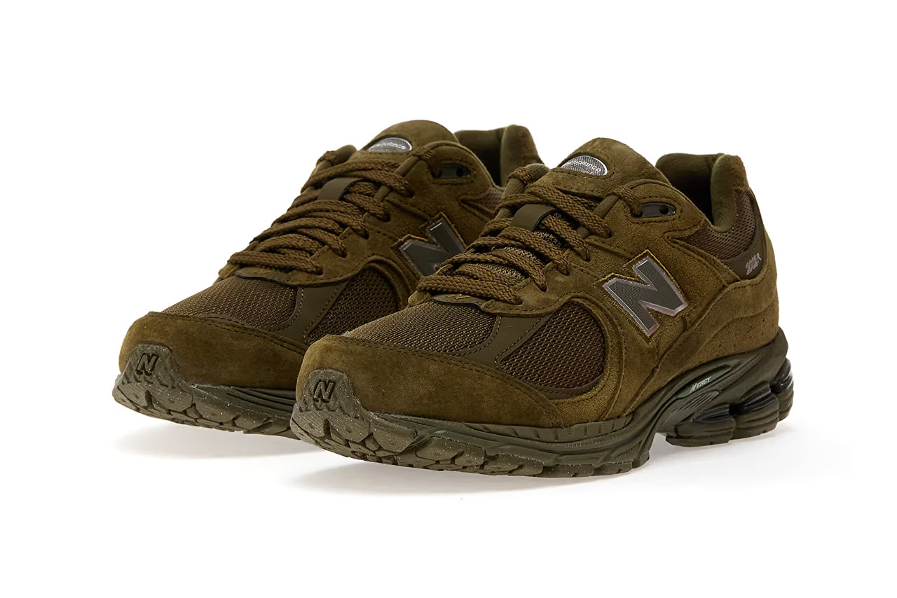 New Balance встречает осень с моделью 2002R «Woodland»