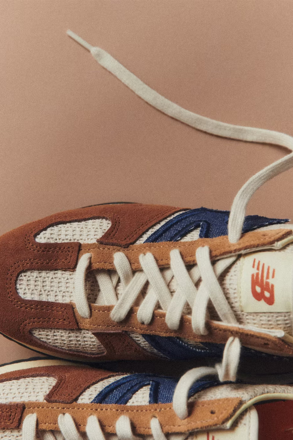 Sézane и New Balance: новые 471 на осень