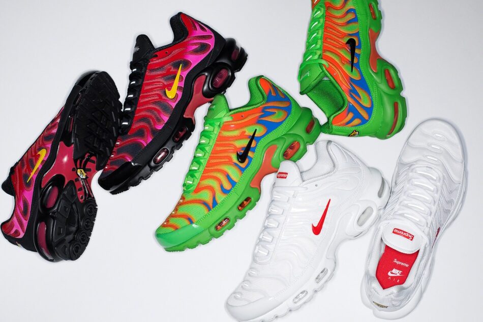 Совместные кроссовки Supreme x Nike Air Max Plus TN. Будут выпущены 15 октября в трех цветовых решениях